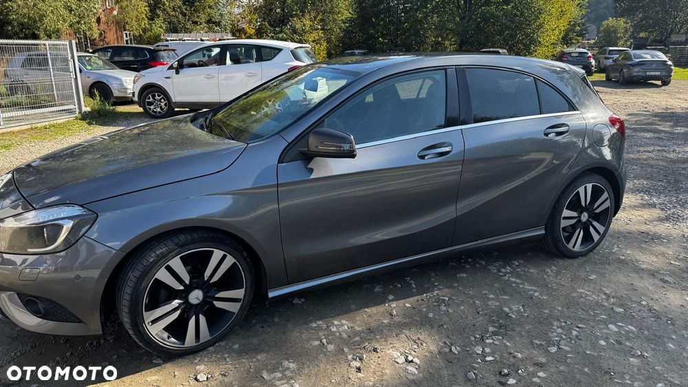 Mercedes-Benz Klasa A 180 CDI BlueEff Edition - 3