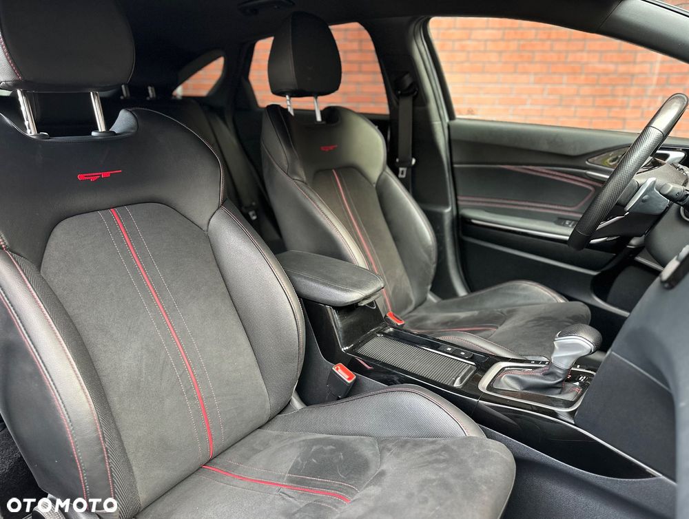Kia ProCeed 1.6 T-GDI GT DCT - 19