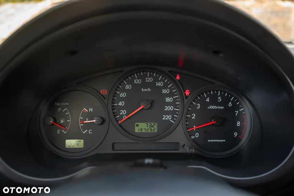 Subaru Impreza 2.0R RS - 28