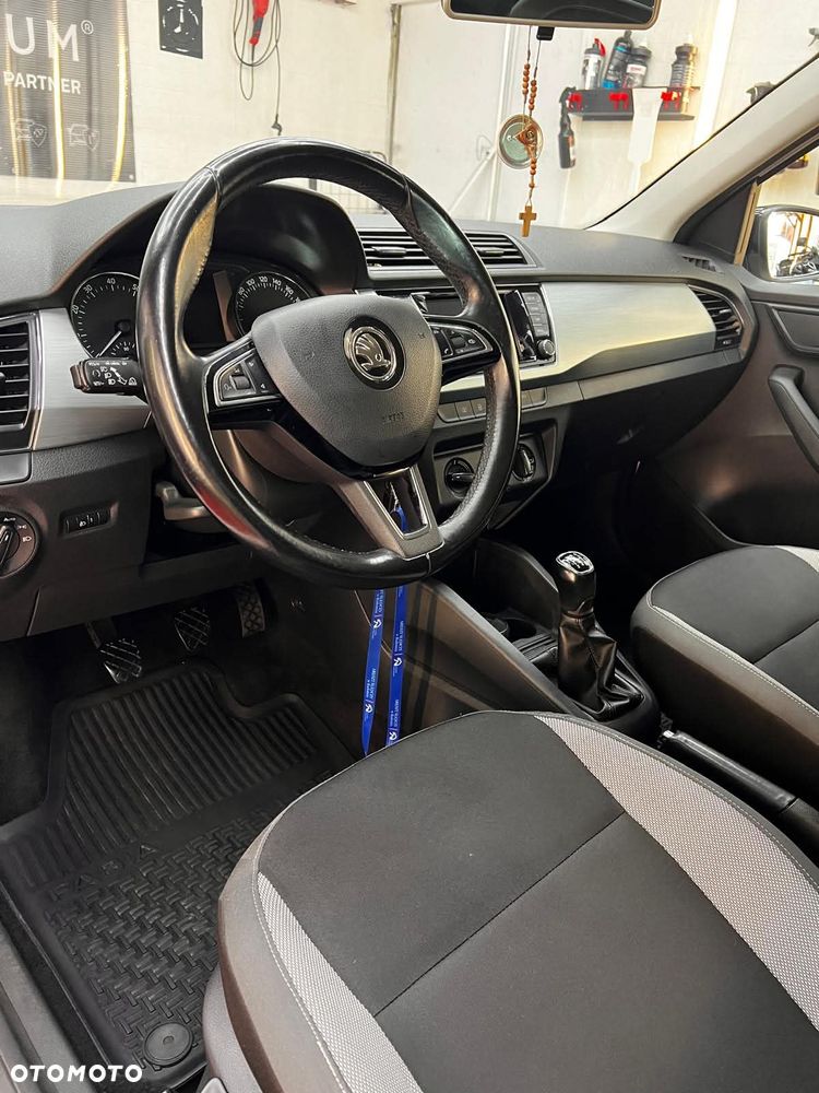 Skoda Fabia 1.0 Monte Carlo - 6