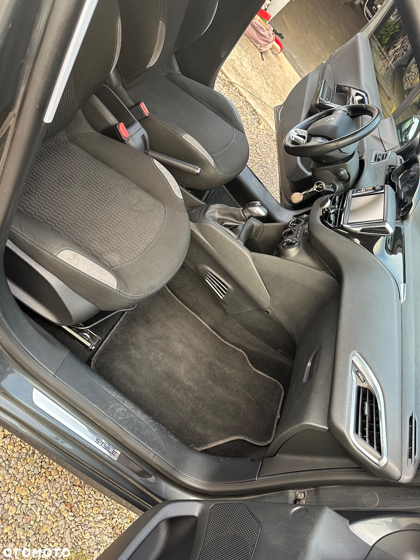 Peugeot 208 1.2 PureTech Style - 14