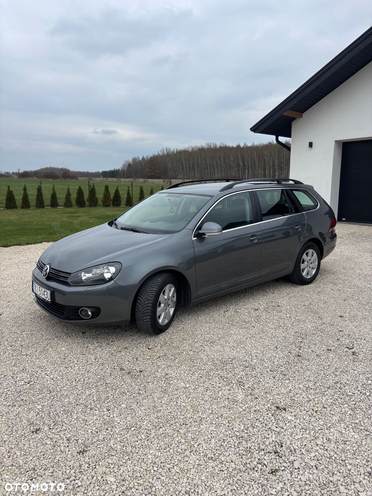 Volkswagen Golf - 6