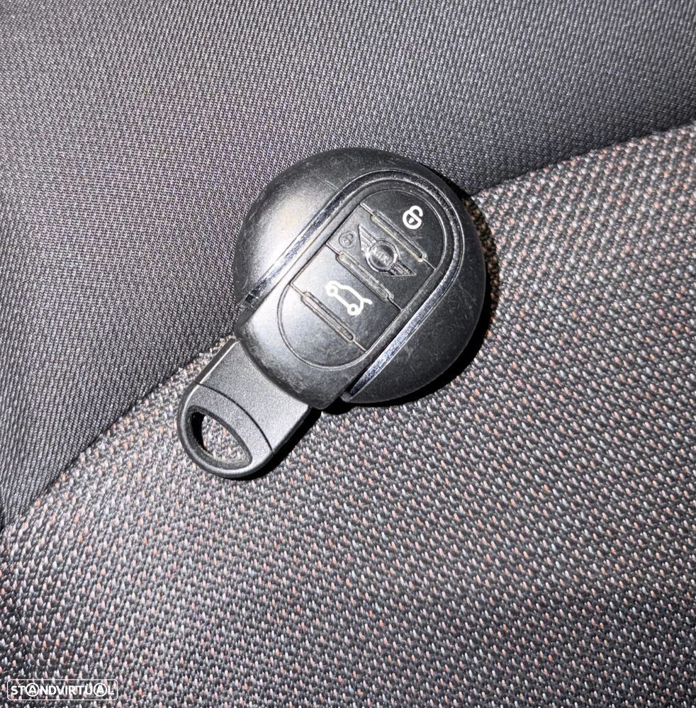 MINI 3 Portas One D - 30