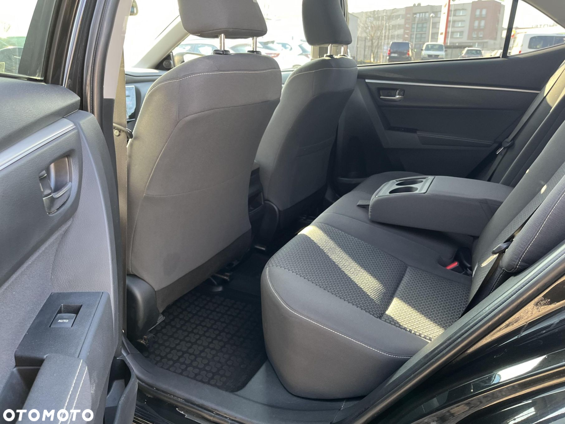 Toyota Corolla 1.6 Premium MS EU6 - 10
