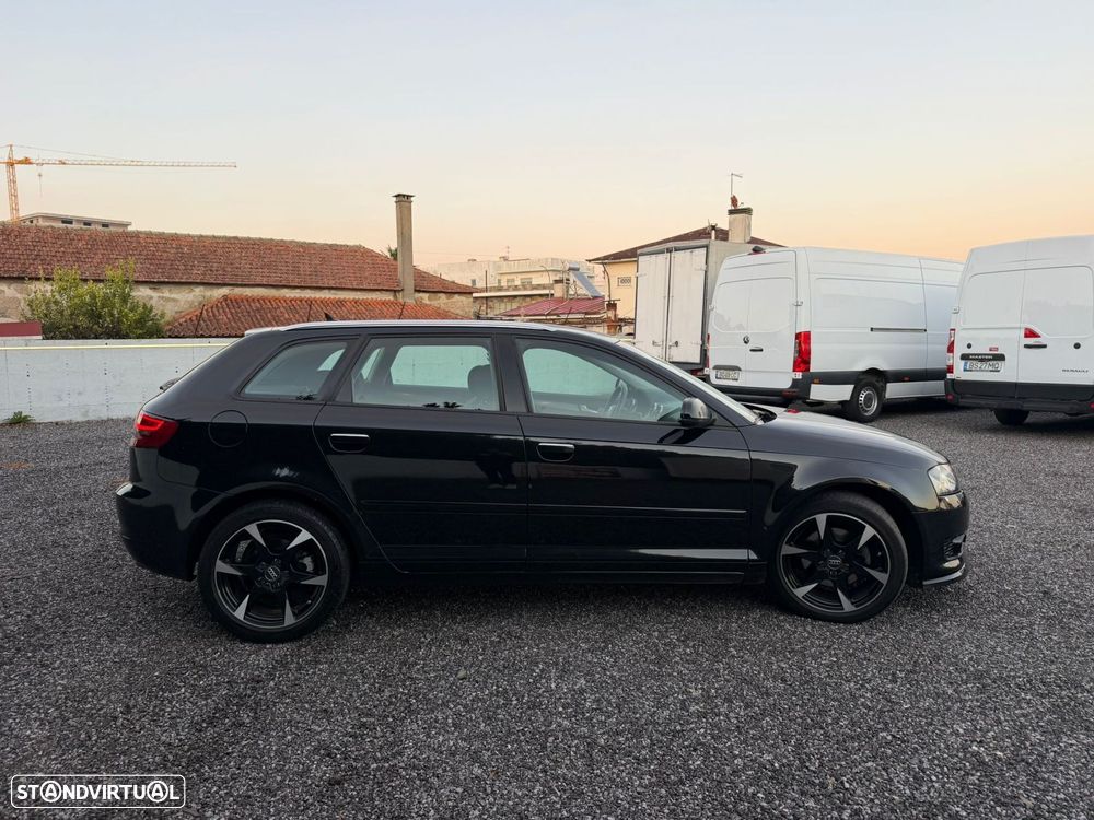 Audi A3 Sportback - 11