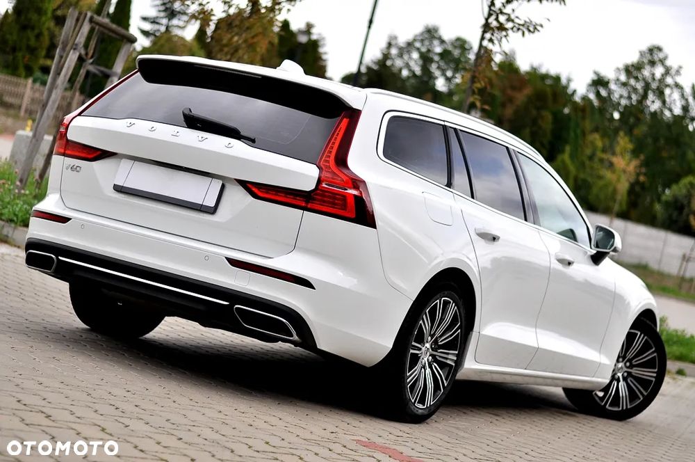 Volvo V60 D4 Inscription - 12