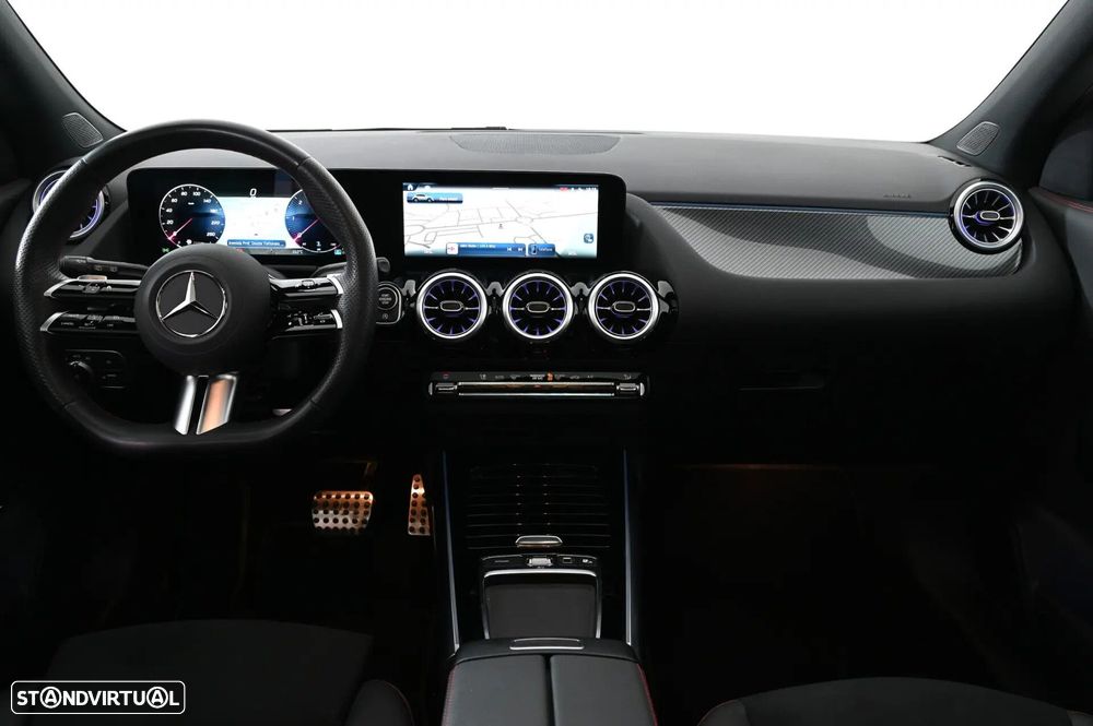 Mercedes-Benz GLA 200 d AMG Line - 4