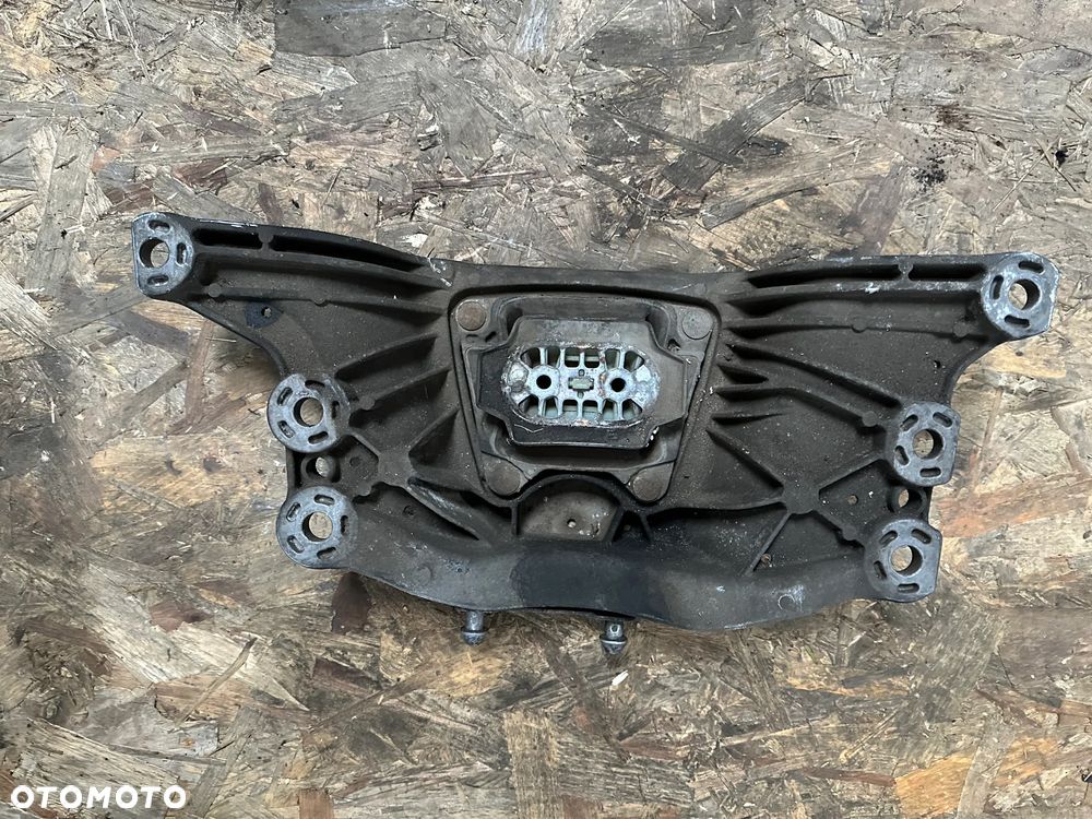 ŁAPA SKRZYNI BIEGÓW AUDI A6 3.0 TB 4F0399263AD