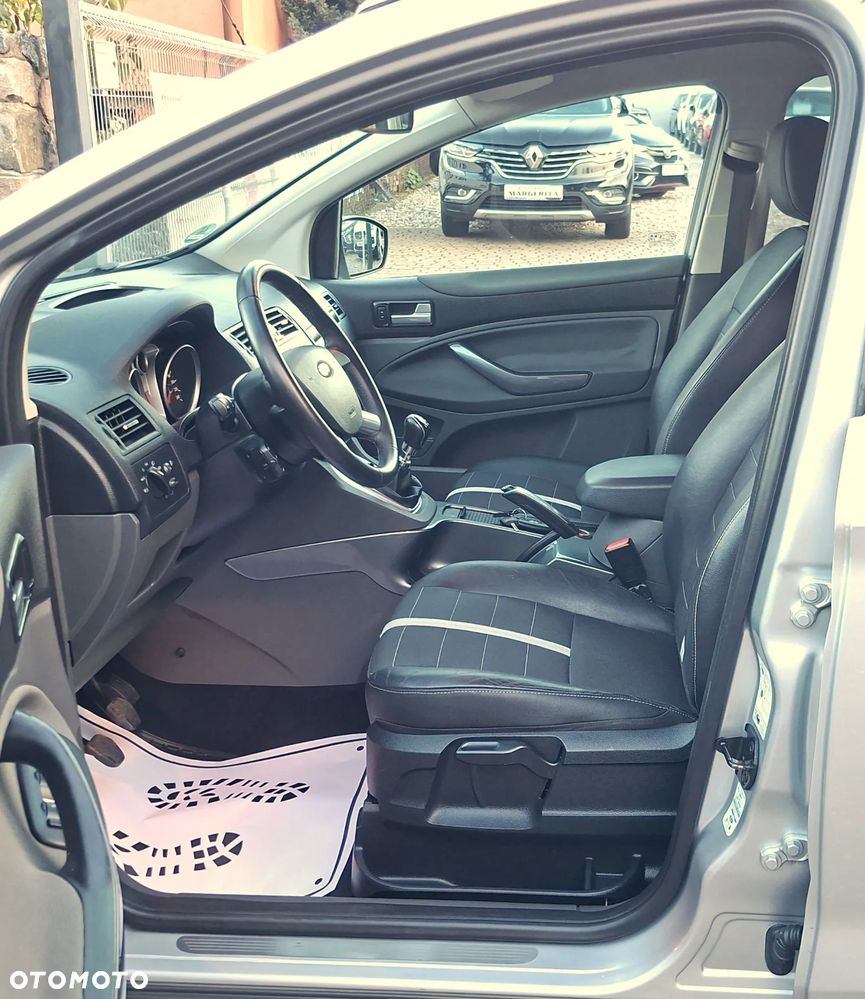 Ford Kuga 2.0 TDCi 2x4 Champions Edition - 15
