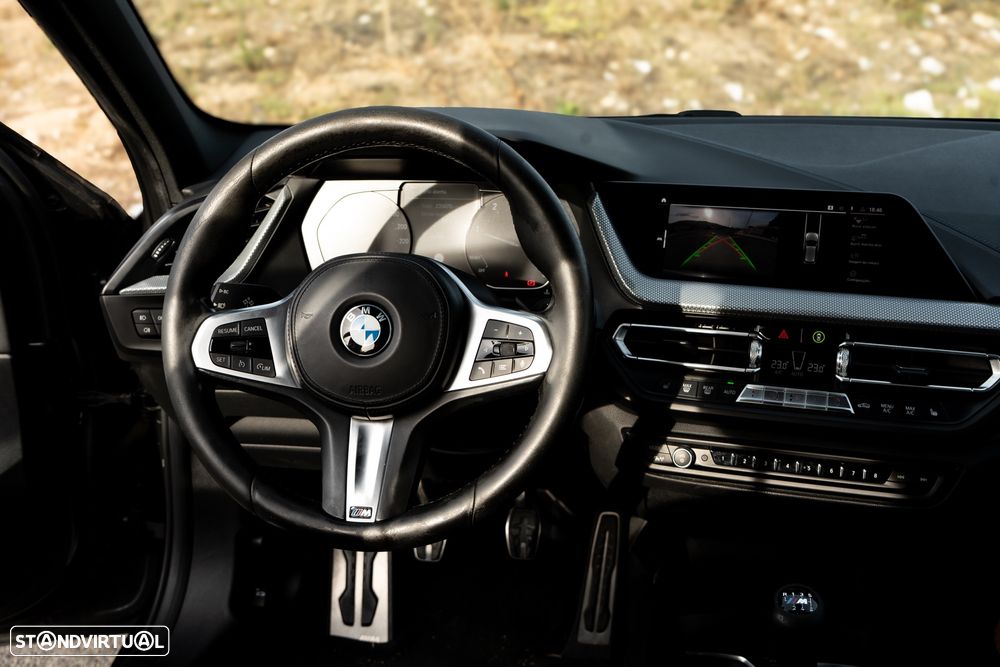 BMW 116 d Pack M - 9
