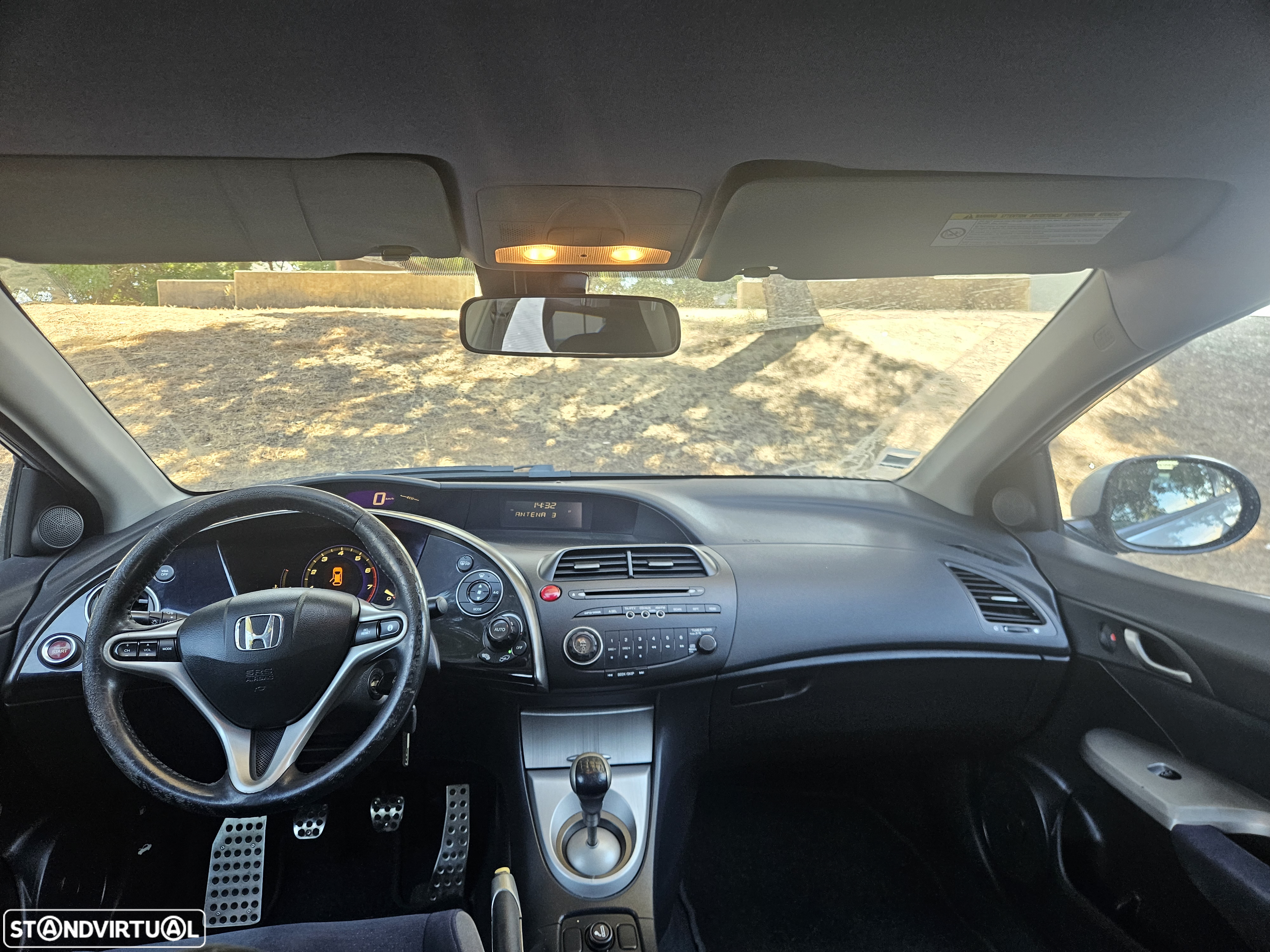 Honda Civic 1.4 Comfort - 9