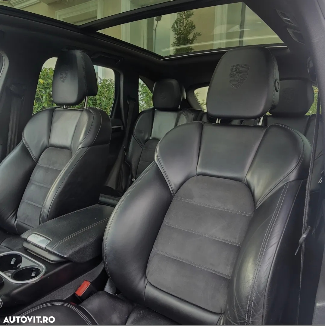 Porsche Cayenne Diesel Platinum Edition - 16