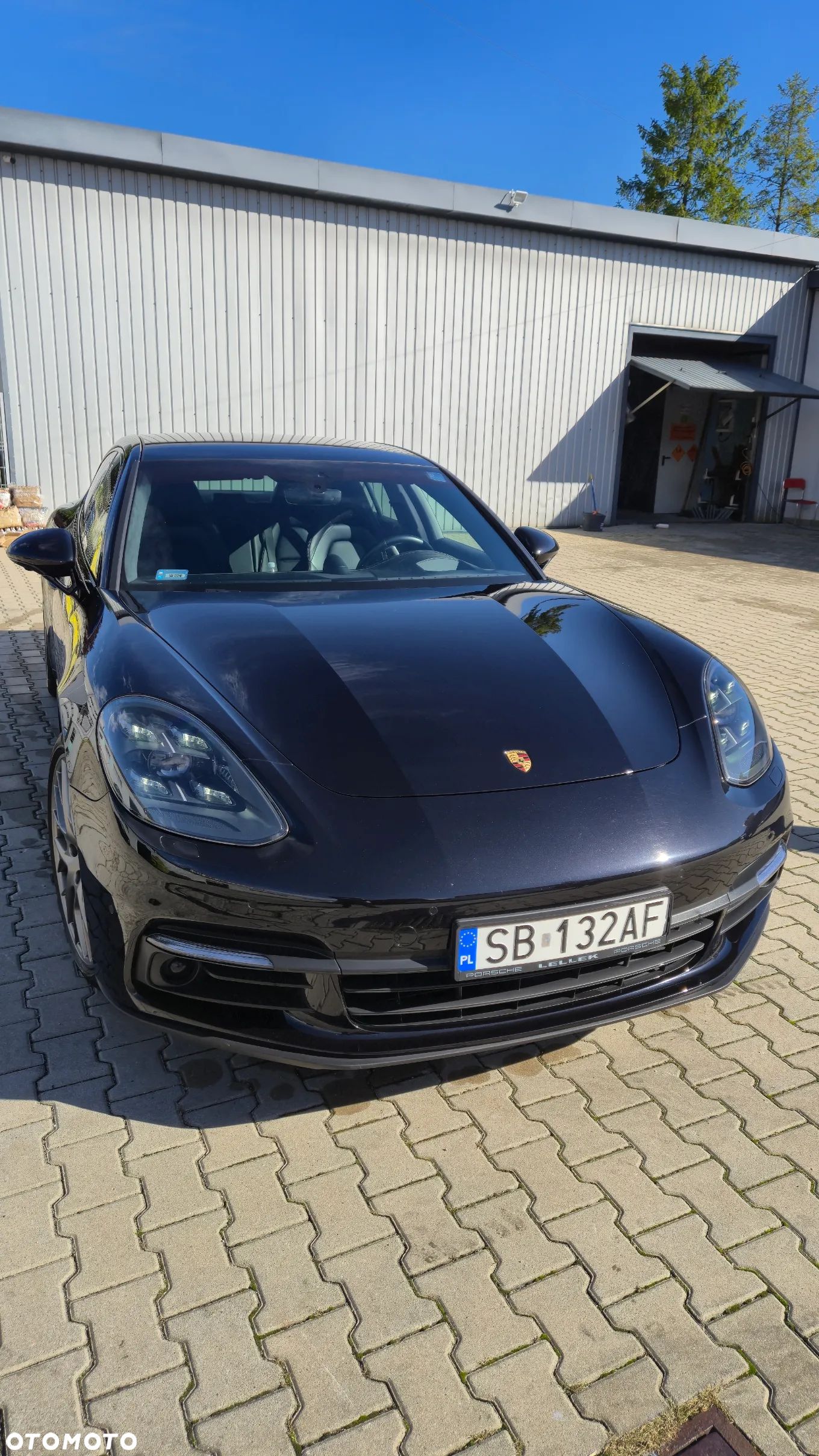 Porsche Panamera 4 E-Hybrid 10 Years Edition - 1