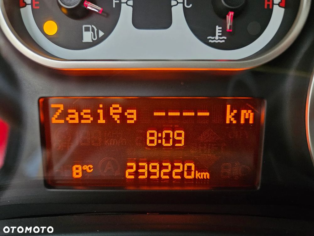 Fiat 500L 1.4 16V Easy - 21