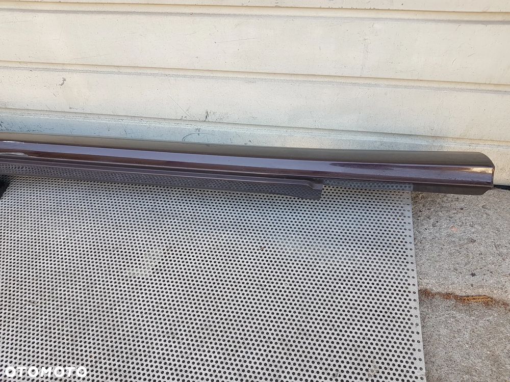 Mercedes W218 CLS Próg Lewy Listwa Progowa Lewa - 8