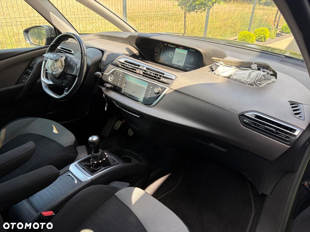Citroën C4 Picasso e-HDi 115 Intensive - 17