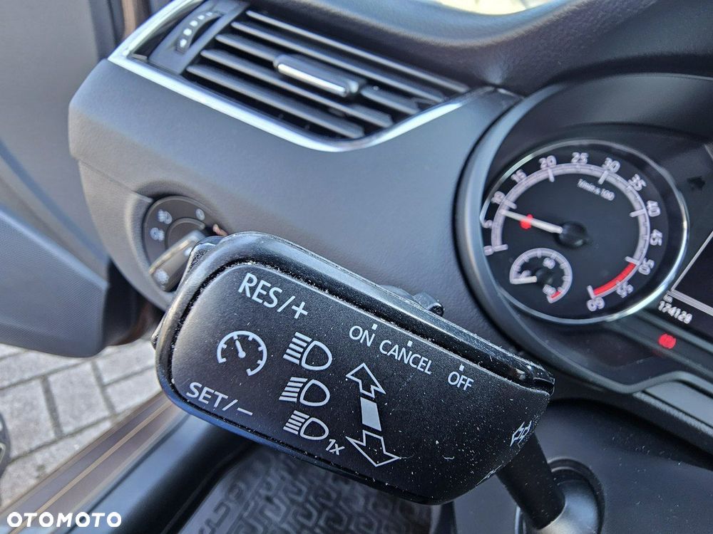 Skoda Octavia 1.6 TDI Ambition - 32