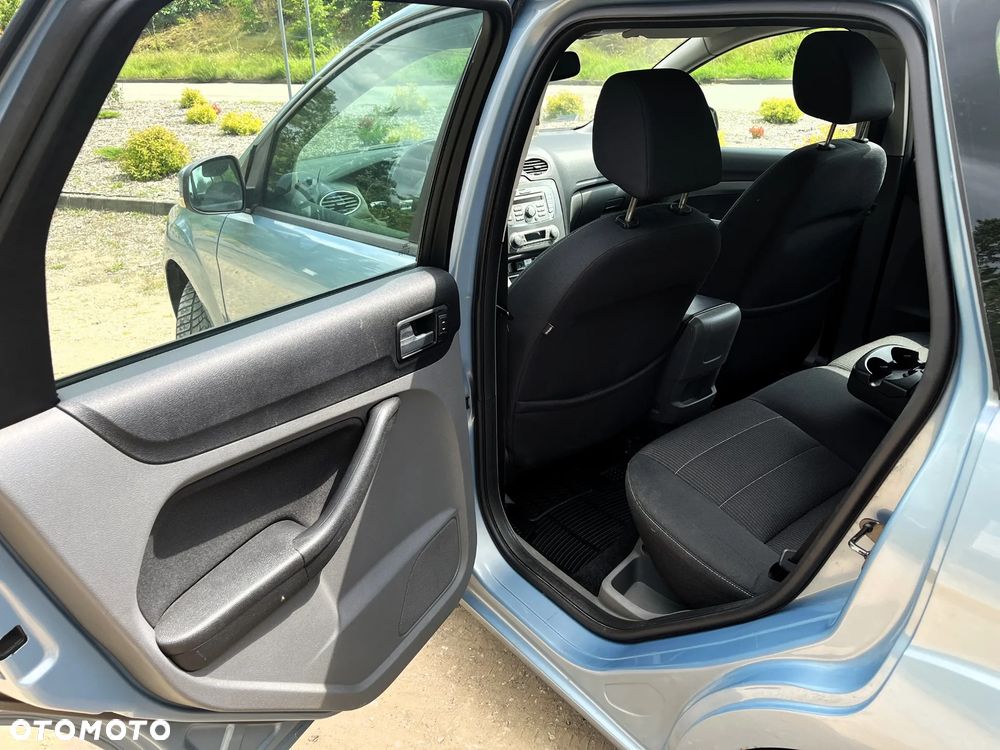 Ford Focus 1.8 Titanium - 17