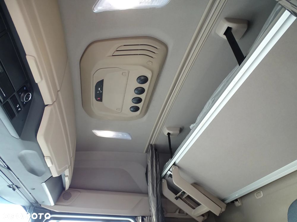 DAF XF 480 Space Cab Retarder Lodówka Klimatyzacja postojowa - 10