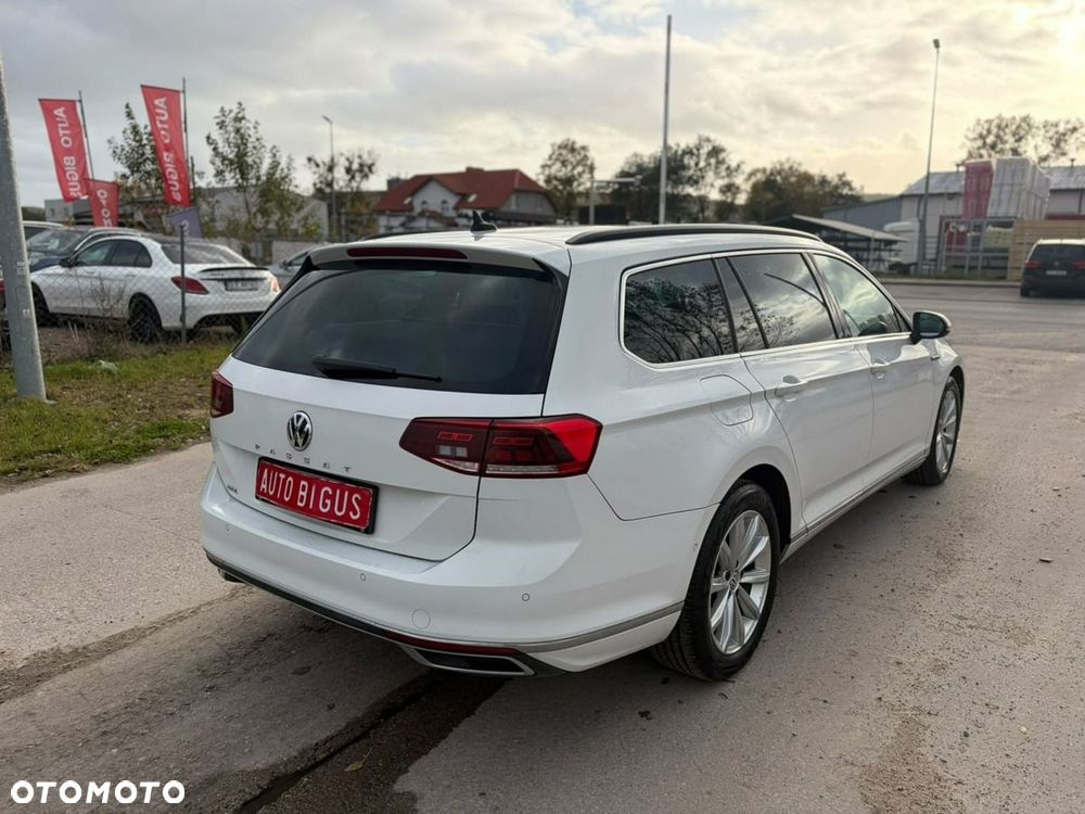 Volkswagen Passat - 7