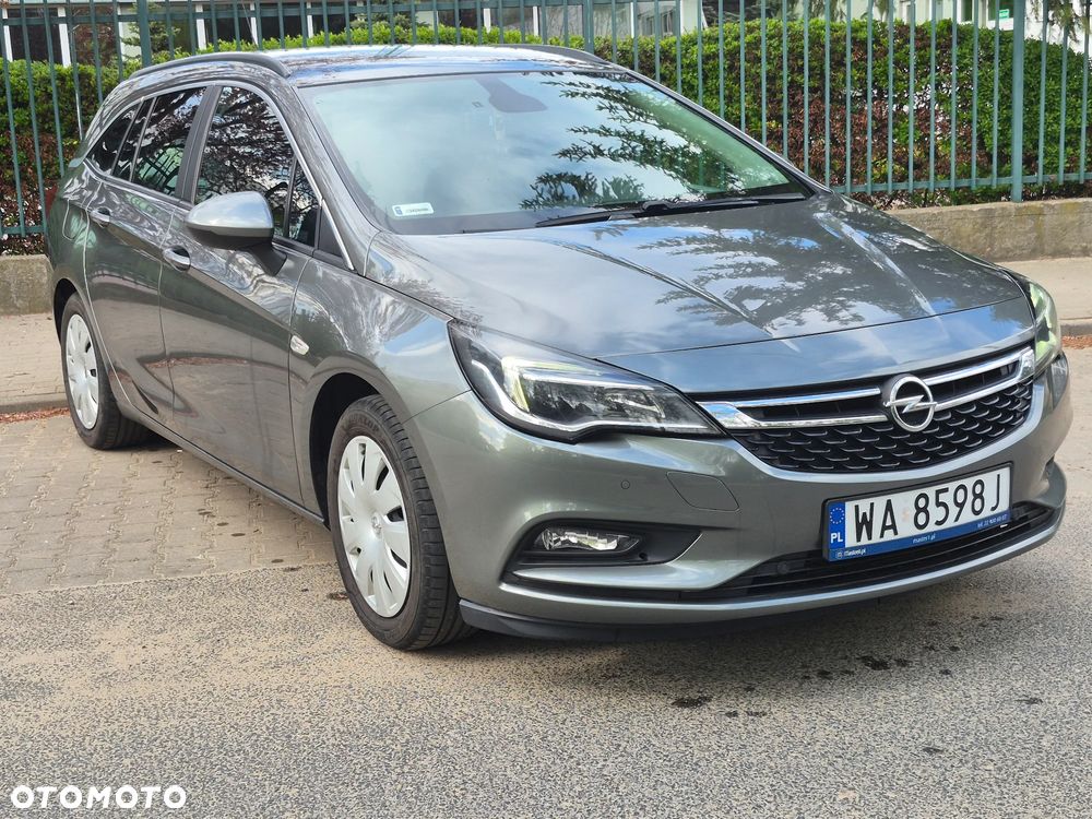 Opel Astra 1.6 CDTI Dynamic - 2