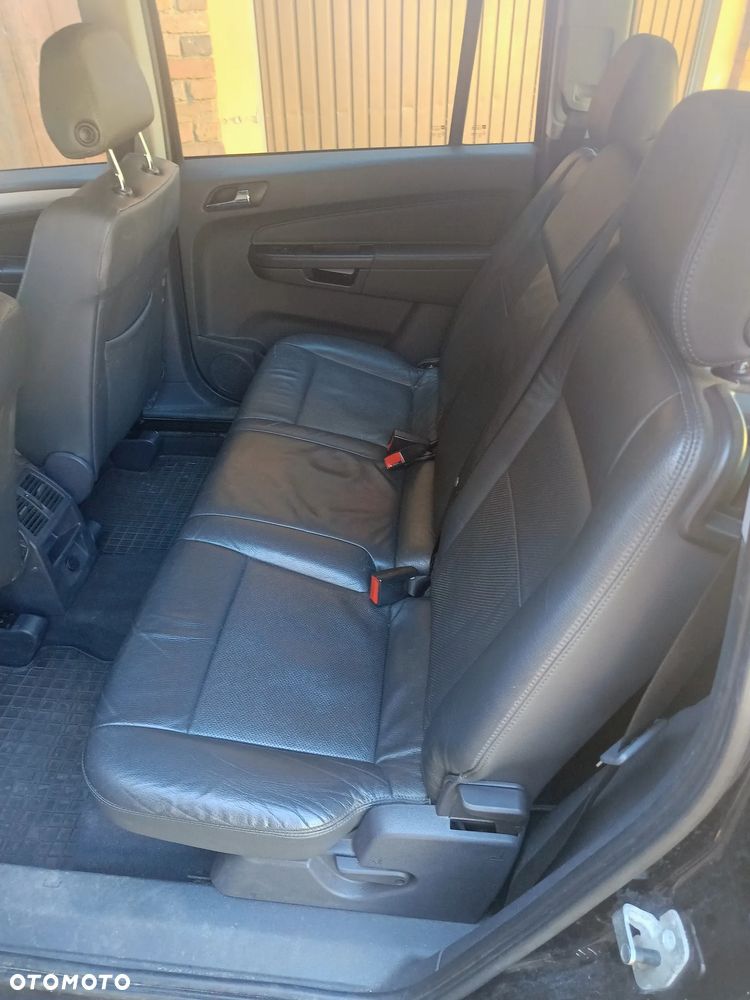 Opel Zafira 1.9 CDTI Sport - 3