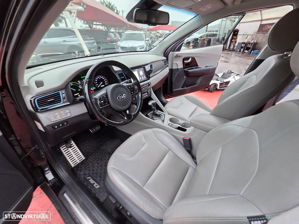 Kia Niro 1.6 GDI PHEV 2WD Aut. Edition 7 - 24