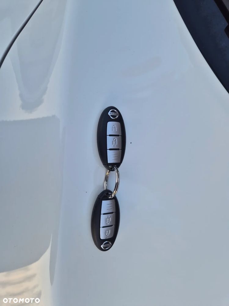 Nissan Pulsar 1.2 DIG-T Tekna EU6 - 35