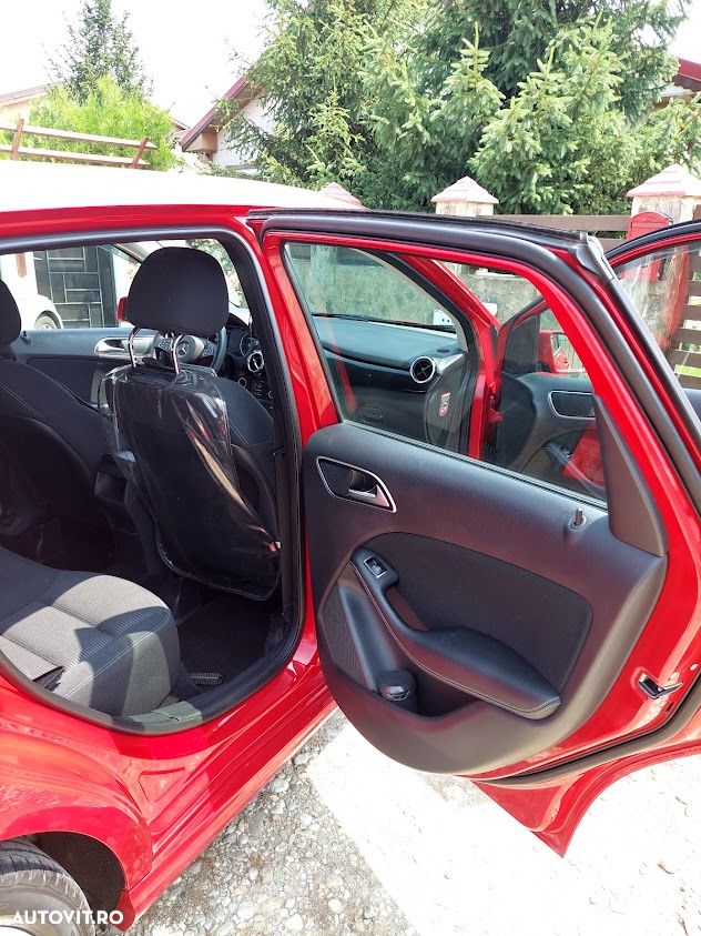 Mercedes-Benz B 180 CDI BlueEfficiency - 12