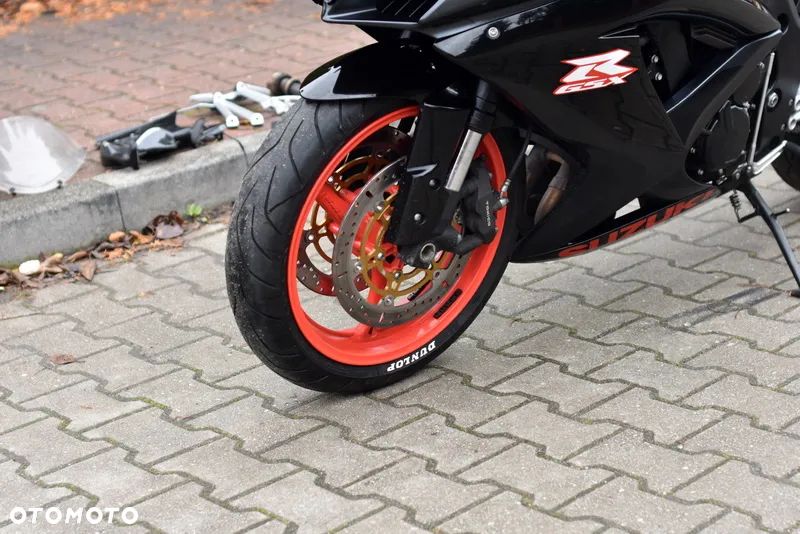 Suzuki GSX-R - 27