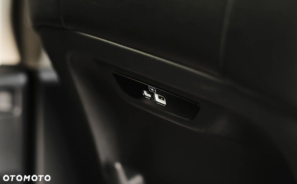 Chrysler Pacifica - 19