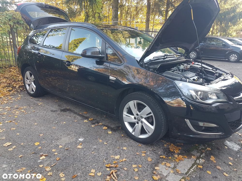 Opel Astra 1.4 T Sport - 4