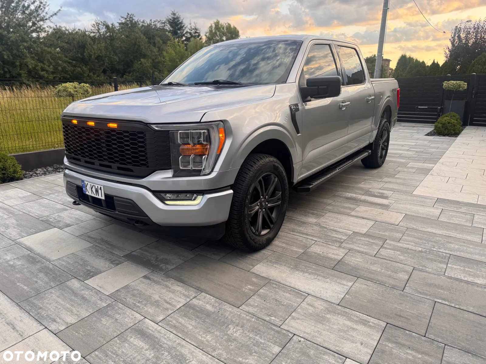 Ford F150 - 4