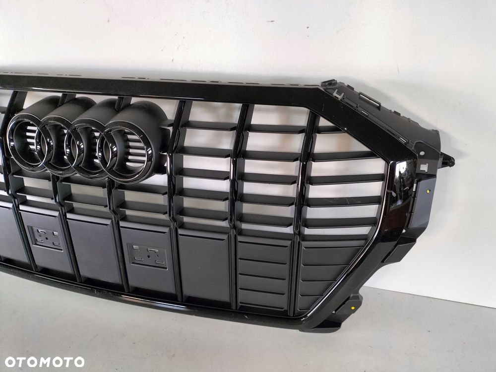 atrapa kratka grill audi q3 18- sportback - 4
