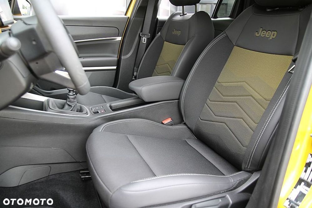 Jeep Avenger 1.2 GSE T3 Summit FWD - 19