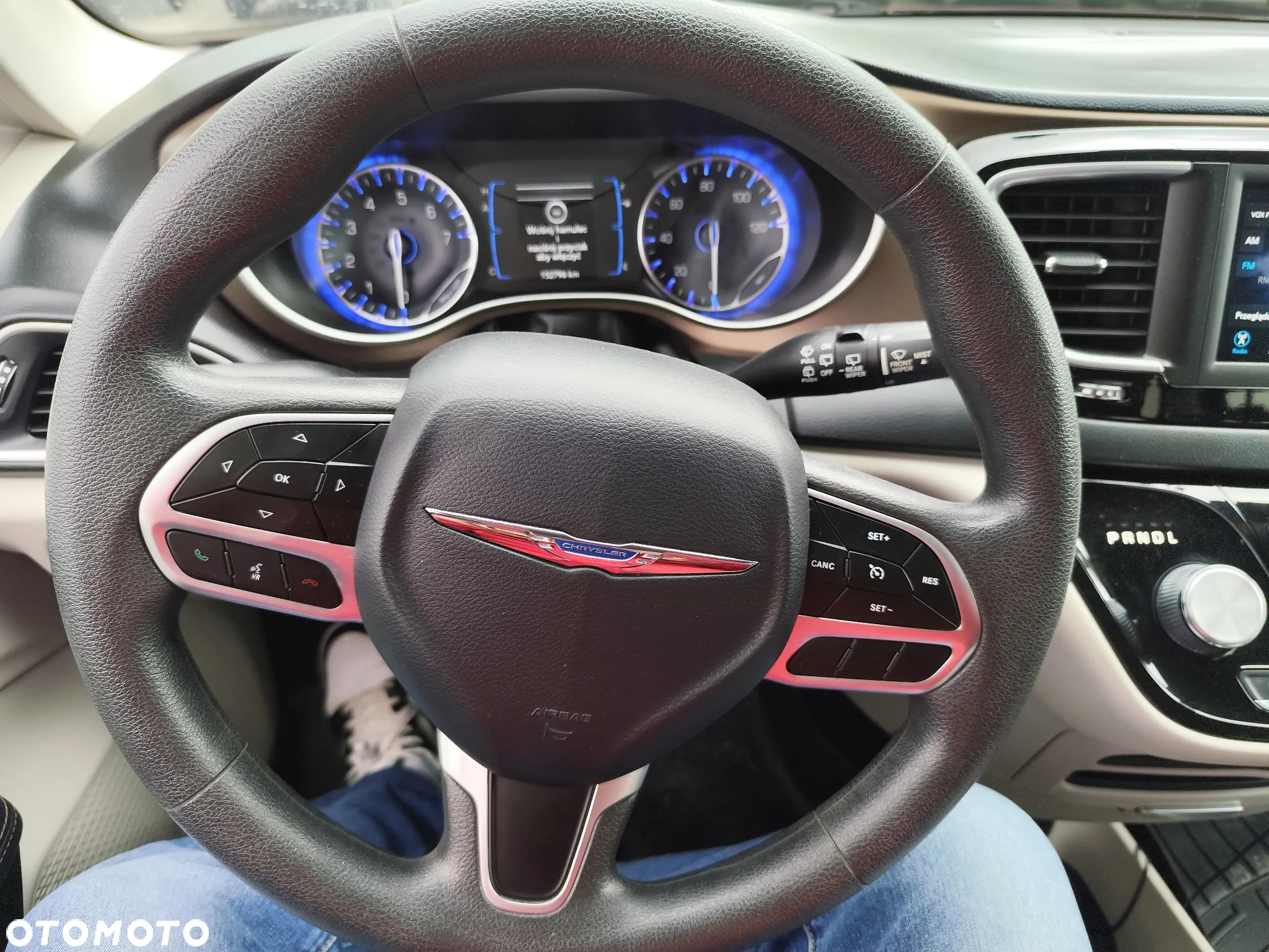 Chrysler Pacifica - 7