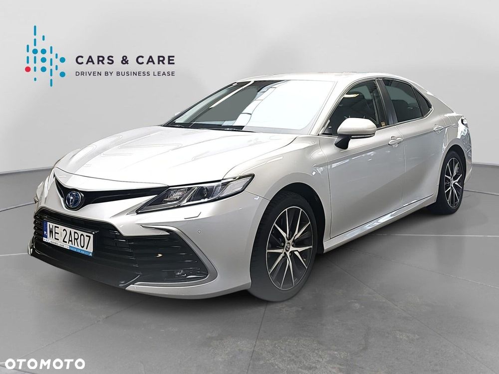 Toyota Camry 2023 photo 2