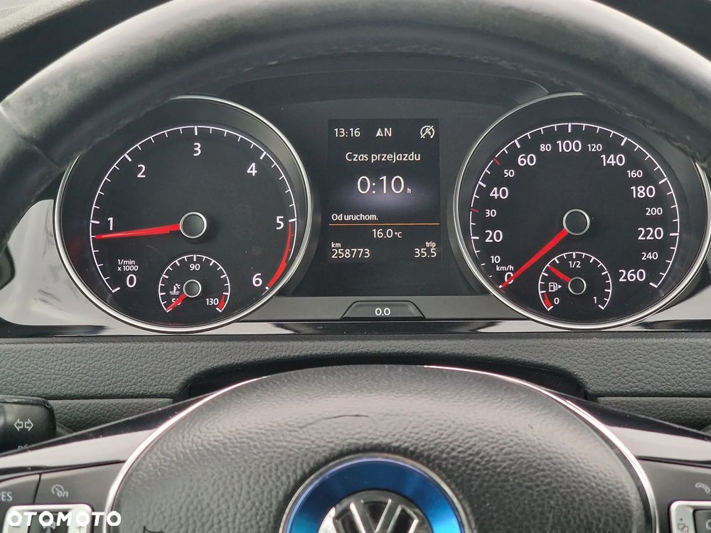 Volkswagen Golf 2.0 TDI (BlueMotion Technology) Highline - 27
