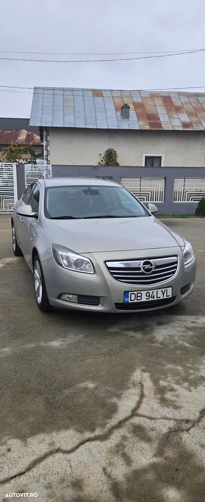 Opel Insignia - 2