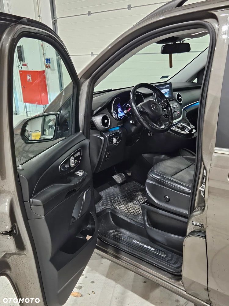 Mercedes-Benz Klasa V 250 (BlueTEC) d Avantgarde 7G-Tronic (ekstra d³) - 11