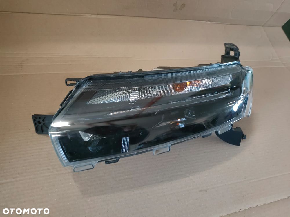 Dacia Spring Elektryk 22- LAMPA LEWY PRZÓD LED 266052417R - 4