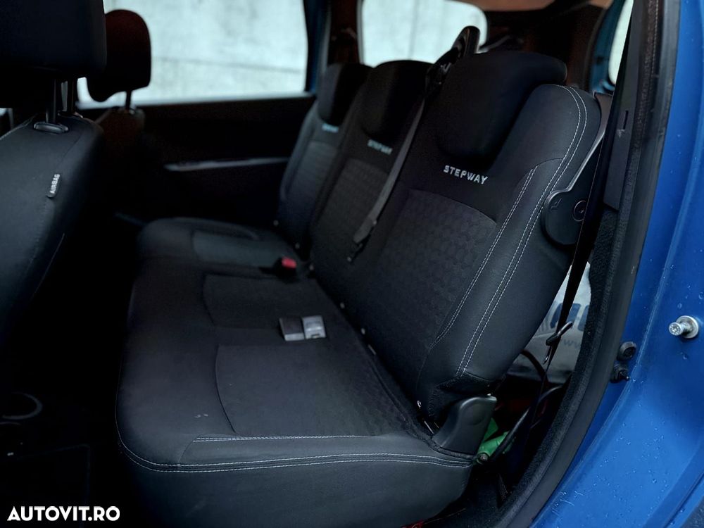 Dacia Lodgy TCe 115 Stepway - 8