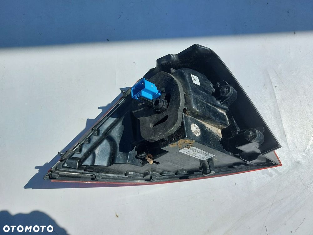 LAMPA PRAWY TYŁ LED VW GOLF VII EU - 6