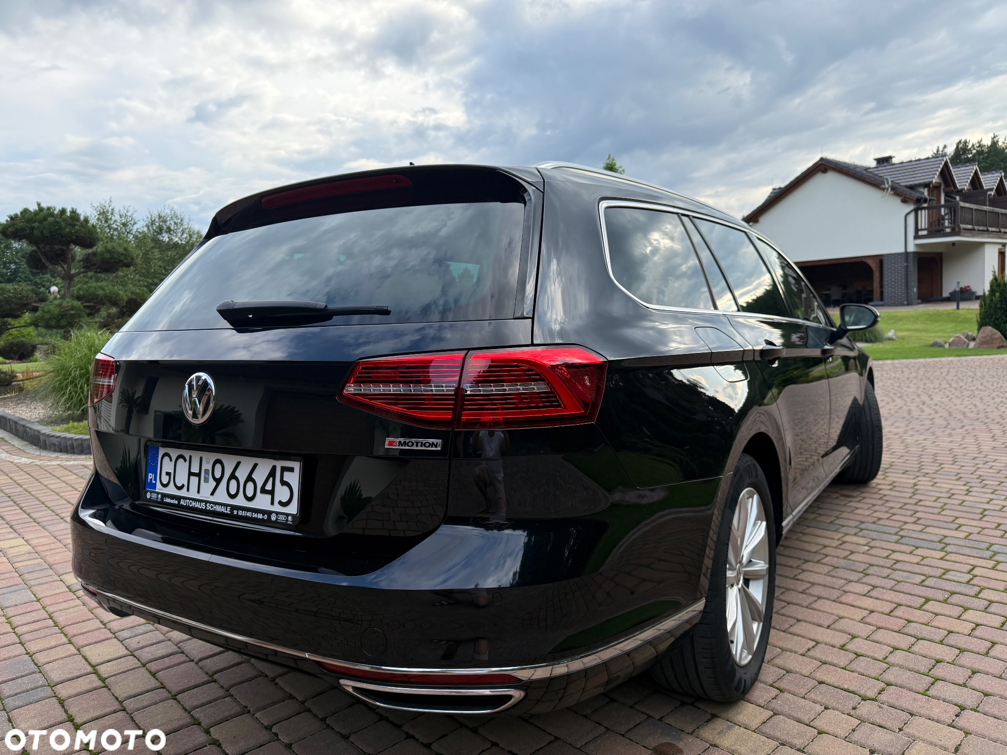 Volkswagen Passat Variant 2.0 TDI SCR 4Motion DSG Highline - 8