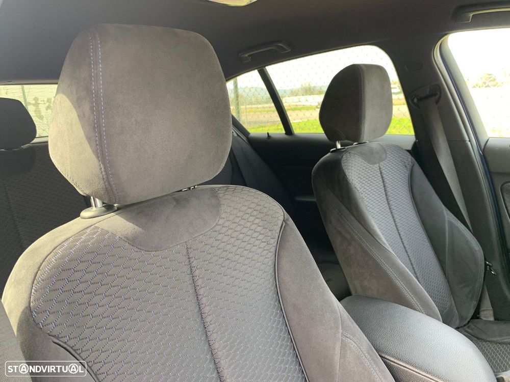 BMW 118 dA Pack M - 12