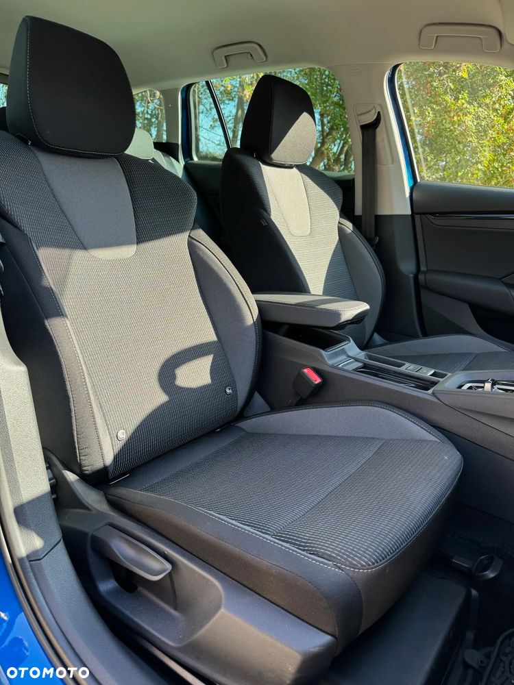 Skoda Octavia 1.5 TSI mHEV Selection DSG - 11