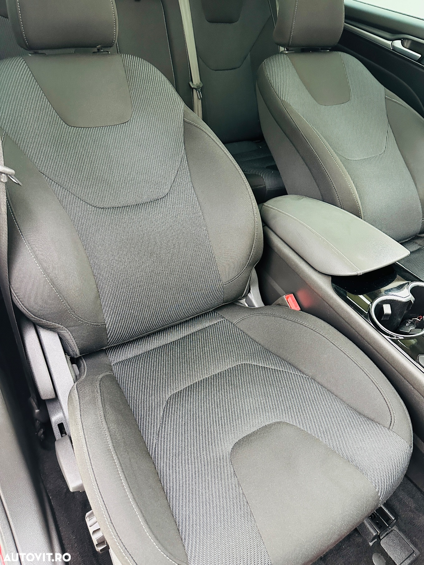 Ford Mondeo - 21
