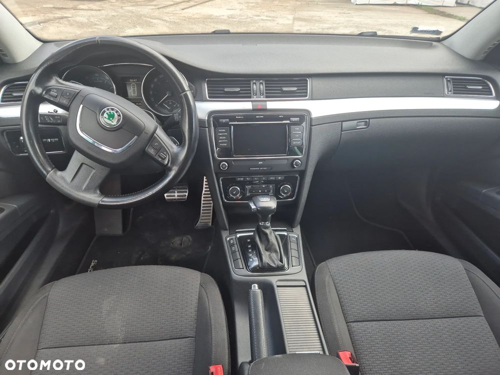 Skoda Superb 2.0 TSI Comfort DSG - 9