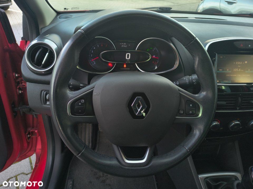 Renault Clio - 21