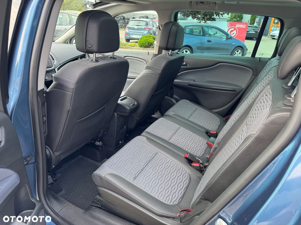 Opel Zafira 1.6 T Elite S&S - 25